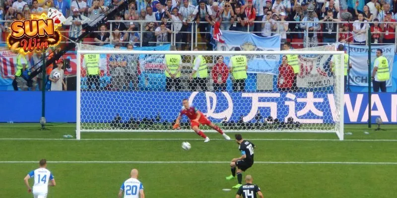 Kèo Penalty - Tỷ Lệ Cược Hấp Dẫn Cùng Thưởng Cực Lớn 3 Khả năng bắt bóng của thủ môn