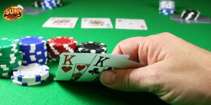 Baccarat Là Gì? Kinh Nghiệm Chơi Bài Hiệu Quả Tại Sunwin 1 Khám phá khái niệm Baccarat là gì tại Sunwin